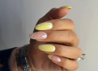 Le glazed butter nails sono la manicure più golosa (e chic) dell’estate 2026