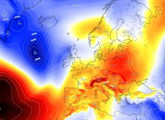 Il caldo record tiene ancora in ostaggio l’Europa, ma si sta spostando verso est