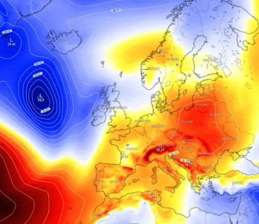 Il caldo record tiene ancora in ostaggio l’Europa, ma si sta spostando verso est
