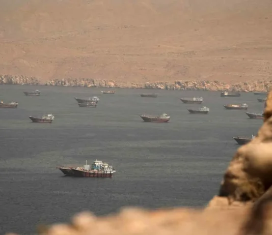 L’Iran ha chiuso di nuovo lo Stretto di Hormuz?
