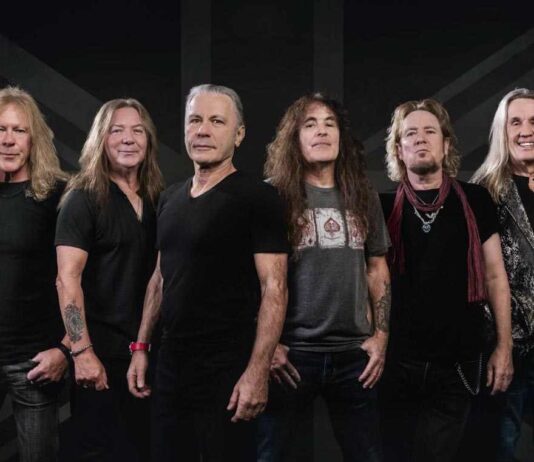 Gli Iron Maiden fanno una scelta ben precisa per il concerto di Parigi Iron Maiden, l'annuncio per i fan riguardo il concerto di Parigi