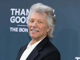 Jon Bon Jovi ha interrotto il suo concerto al Madison Square Garden per problemi di salute Jon Bon Jovi