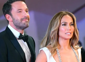 Jennifer Lopez ha dichiarato di aver riflettuto a fondo sulla sua vita dopo il divorzio da Ben Affleck e di aver pensato: «Devi assolutamente capire te stessa»
