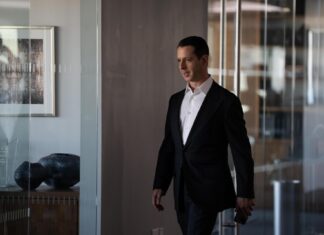 Svelato il trailer del sequel di ‘The Social Network’. ‘The Social Reckoning’ con Jeremy Strong come Mark Zuckerberg sarà un film visionario