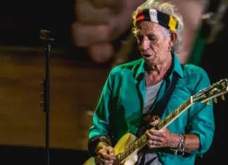 Keith Richards suggerisce una residency a Roma per i Rolling Stones, ma Vasco Rossi lo “frena”