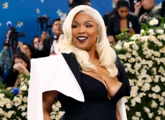Flop per Lizzo: il nuovo album non entra nelle classifiche Usa e Uk Flop per Lizzo: il nuovo album non entra nelle classifiche top 100 Usa e Uk