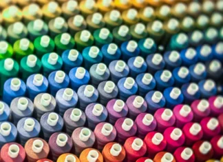 Manifattura Italiana Cucirini crea la prima seta elastica spiralata