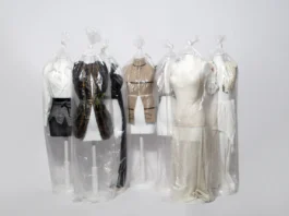 Porte aperte all’archivio di Margiela: oltre 200 pezzi all’asta