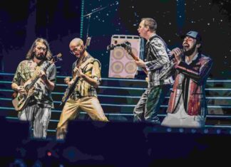 Certificazioni Fimi : dischi i platino per i Pinguini Tattici Nucleari e Taylor Swift, oro per Serena Brancale e Kanye West Certificazioni Fimi : 6 dischi i platino per i Pinguini Tattici Nucleari