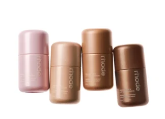 Rhode ha appena lanciato l’estate più glazed di sempre (e sì, finalmente arriva il bronzer)