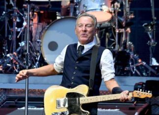 Bruce Springsteen confessa: “Vincere l’Oscar con Streets Of Philadelphia è stato un colpo di fortuna” Bruce Springsteen confessa: "Vincere l'Oscar con Streets Of Philadelphia è stato un colpo di fortuna"