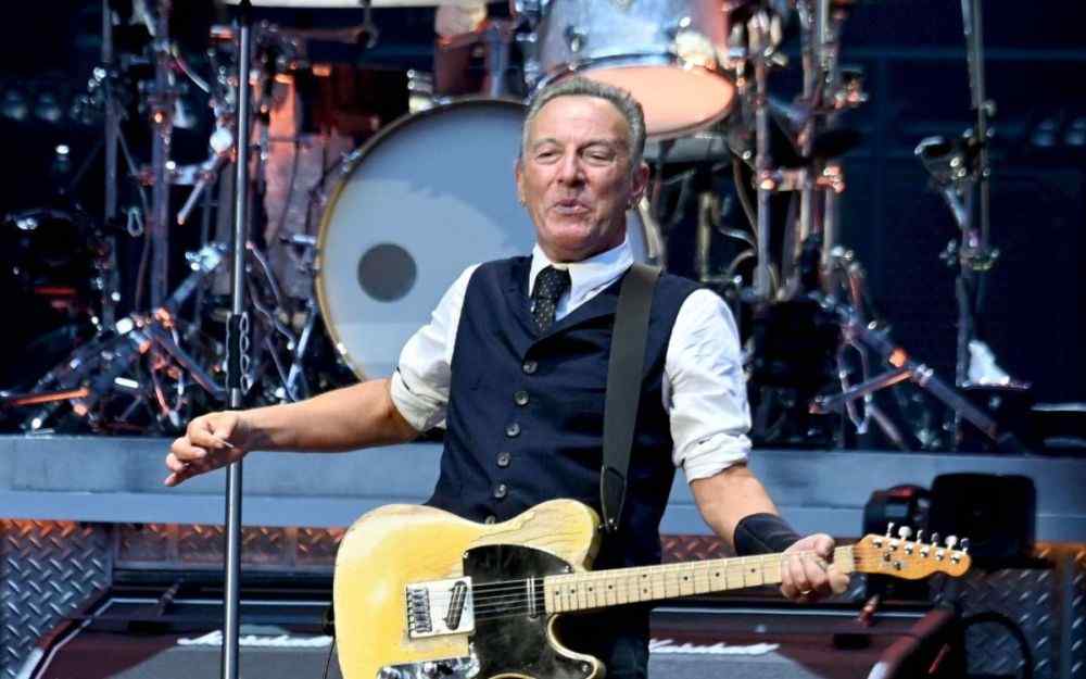 bruce springsteen confessa vincere l8217oscar con streets of philadelphia 232 stato un colpo di fortuna da Metropolitanmagazine.it bruce springsteen confessa vincere l8217oscar con streets of philadelphia 232 stato un colpo di fortuna