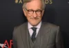 Steven Spielberg elogia ‘Obsession’.”Backrooms? lo vedrò. Per ora li applaudo entrambi”