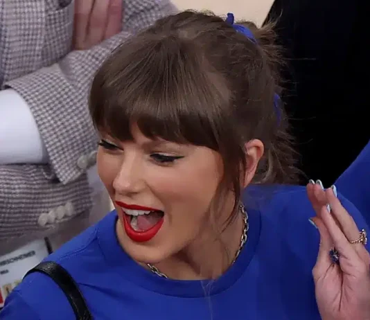 Taylor Swift trasforma le NBA Finals in una sfilata di magliette homemade (insieme alle Haim)