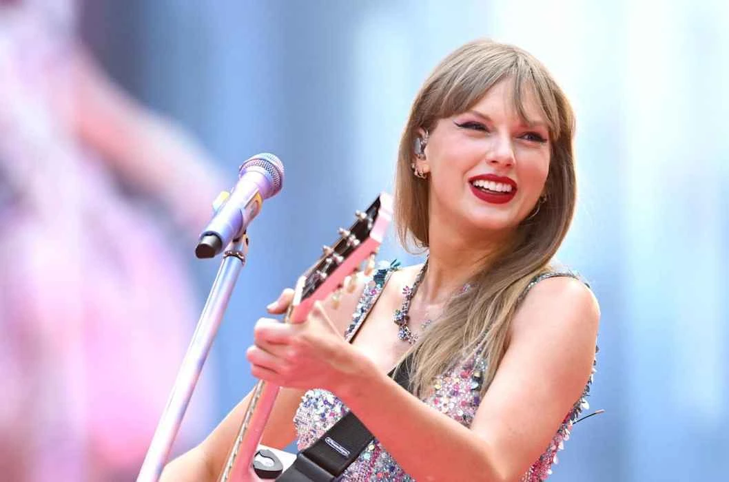 taylor swift canter224 in toy story 5 le altre collaborazioni tra popstar e disney che ci hanno fatto sognare da Metropolitanmagazine.it taylor swift canter224 in toy story 5 le altre collaborazioni tra popstar e disney che ci hanno fatto sognare