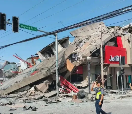Violento terremoto di magnitudo 7.8 nelle Filippine, allerta Tsunami