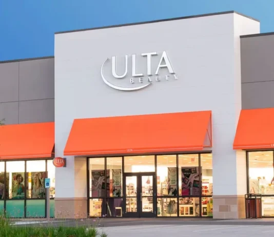 Ulta Beauty è ottimista e alza le stime annuali