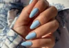 Le unghie azzurro cielo sono il must have di questo giugno (e non solo)