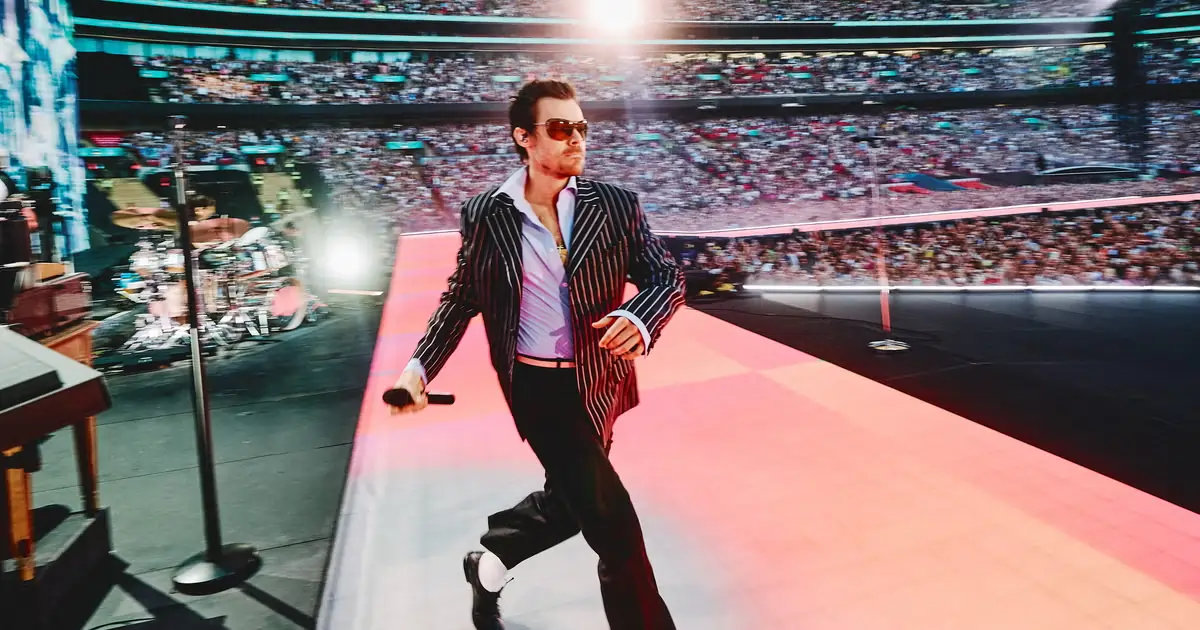 harry styles ha concluso la sua residency da record a wembley e ora da Metropolitanmagazine.it harry styles ha concluso la sua residency da record a wembley e ora