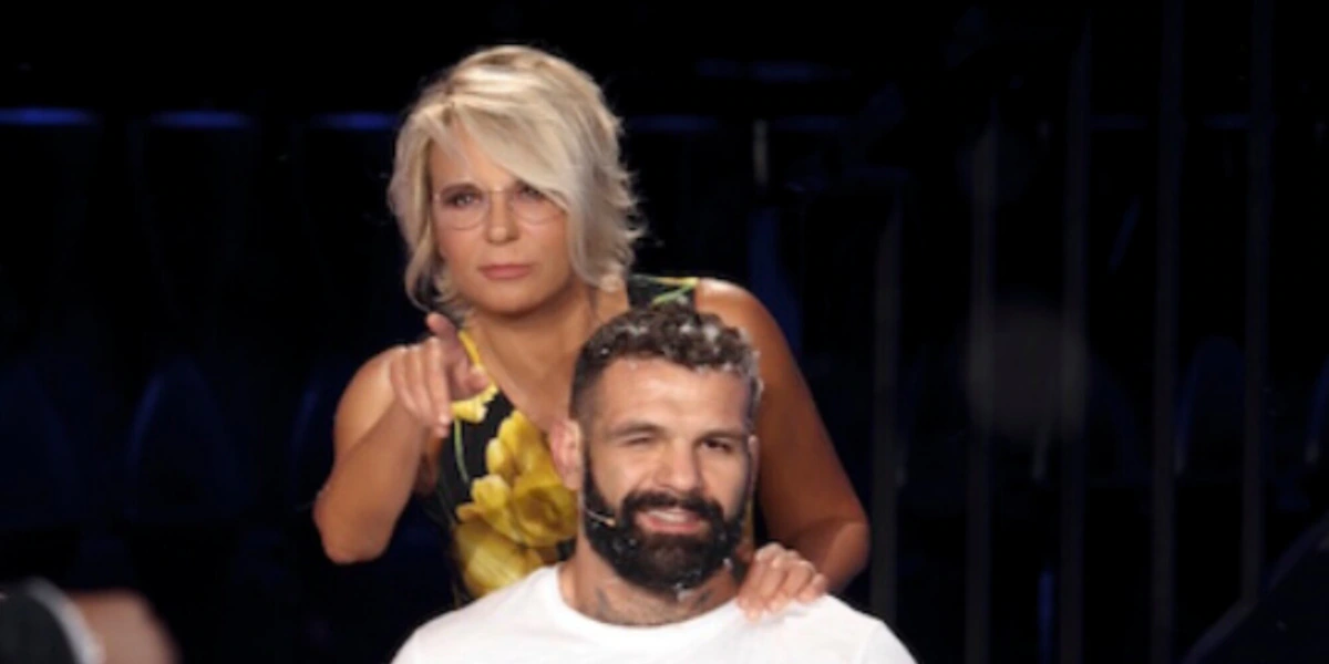 alessio sakara 232 tra i nuovi professori di amici 26 la rivoluzione inaspettata di maria de filippi da Metropolitanmagazine.it alessio sakara 232 tra i nuovi professori di amici 26 la rivoluzione inaspettata di maria de filippi