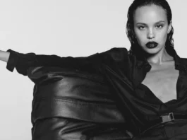 Alisha Boe è il nuovo volto di Black Opium: YSL Beauty porta il profumo cult nella sua party girl era