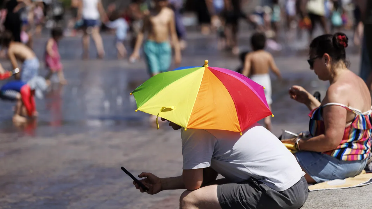 l8217ondata di calore in europa di fine giugno ha stabilito un nuovo record e questo dovrebbe preoccuparci seriamente da Metropolitanmagazine.it l8217ondata di calore in europa di fine giugno ha stabilito un nuovo record e questo dovrebbe preoccuparci seriamente