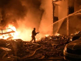 Droni russi hanno colpito Kiev nella notte, intanto la Russia sta minacciando la Polonia