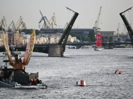L’Ucraina ha colpito San Pietroburgo, droni sul più grande terminal petrolifero russo