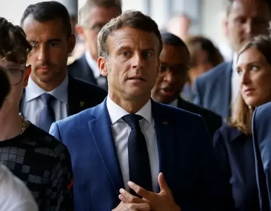 In Francia il parlamento ha approvato la proposta di legge che legalizza il suicidio assistito
