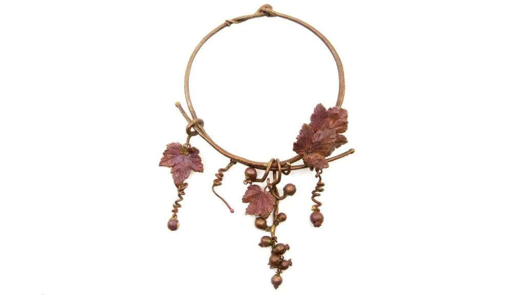 altro che diamanti milionari il vero lusso del 2026 232 comprare un gioiello che indosserai davvero come dice l8217hamptons jewelry show da Metropolitanmagazine.it altro che diamanti milionari il vero lusso del 2026 232 comprare un gioiello che indosserai davvero come dice l8217hamptons jewelry show