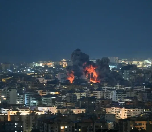 Nella notte, gli Stati Uniti hanno lanciato diversi attacchi contro infrastrutture centrali dell’Iran