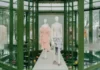 Dior porta i giardini delle Tuileries in Cina: i nuovi pop-up sembrano set da fashion movie