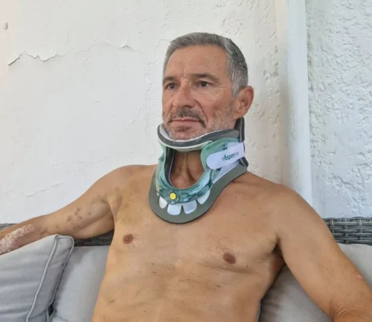 Ljubisa Karović, l’uomo quasi risucchiato da un finestrino rotto su un volo Ryanair, ha raccontato la sua versione dei fatti
