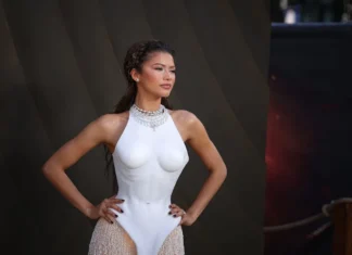 Zendaya ha appena servito il look più iconico del 2026: la corazza couture di Schiaparelli è perfezione