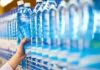 Dal 12 agosto saranno vietate le bottiglie d’acqua? Facciamo chiarezza sulla fake news dell’estate Bottiglie Acqua Vietate - Photo Credits MSN