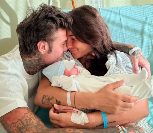 È nato il figlio di Fedez e Giulia Honegger