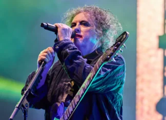 No, a Robert Smith l’Halftime Show della finale dei Mondiali non va proprio giù