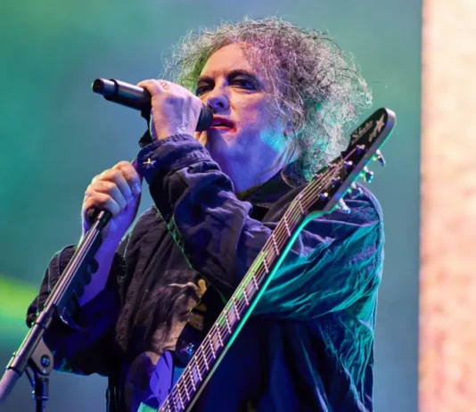 No, a Robert Smith l’Halftime Show della finale dei Mondiali non va proprio giù