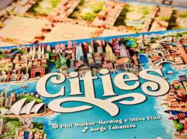 Cities, la recensione del gioco da tavolo: costruttori in…tavola cities
