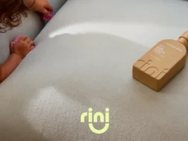Shay Mitchell entra nel mondo della skincare per bambini con Rini: la nuova linea che vuole semplificare la vita ai genitori