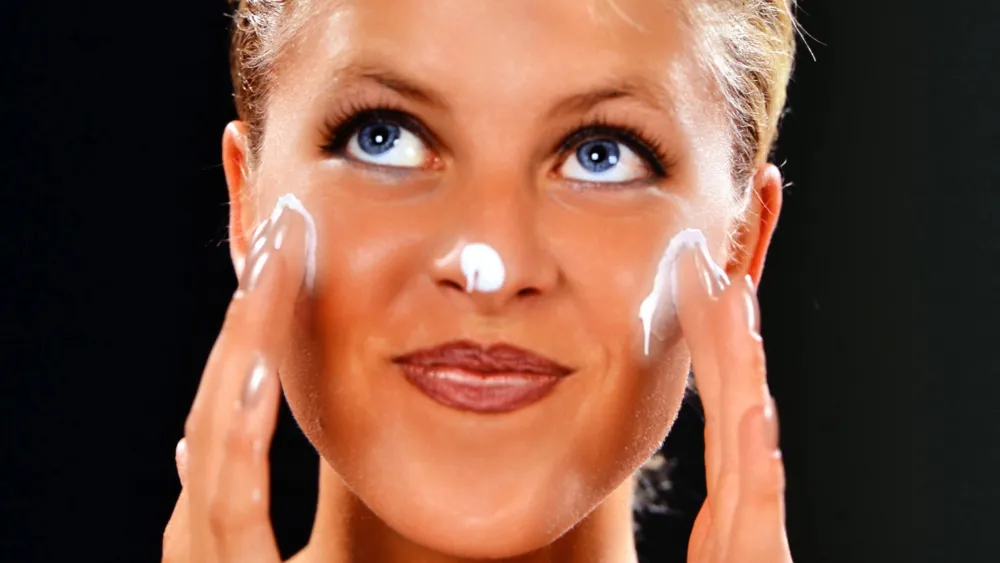 peptidi ma li stai usando nel modo giusto la skincare tiktok approved che potrebbe davvero fare la differenza da Metropolitanmagazine.it peptidi ma li stai usando nel modo giusto la skincare tiktok approved che potrebbe davvero fare la differenza
