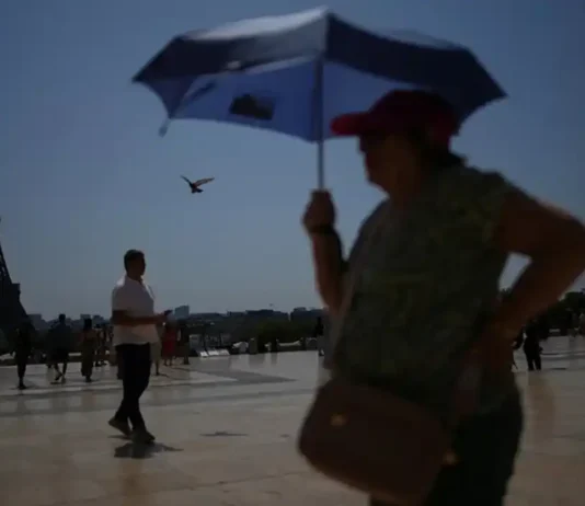 Francia, continuano le restrizioni per il caldo: i cittadini, però, puntano il dito altrove Restrizioni Francia Caldo - Photo Credits Euronews.com