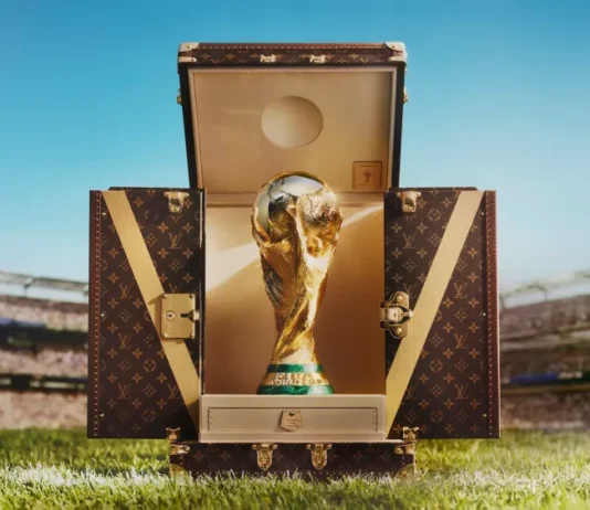 Louis Vuitton firma il trofeo dei Mondiali 2026: quando il calcio incontra l’alta moda nasce il vero lusso