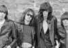 Billie Joe Armstrong, Travis Barker e molti altri si esibiranno per celebrare il 50° anniversario del debutto dei Ramones