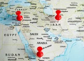 Gli Houthi rivendicano gli attacchi nel Mar Rosso, la situazione sta peggiorando