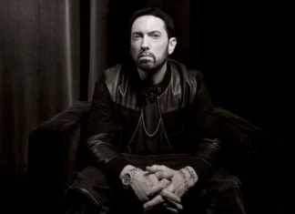 Eminem ha perso la causa contro il brand australiano Swim Shady Eminem ha perso la causa contro il brand di moda Swim Shady