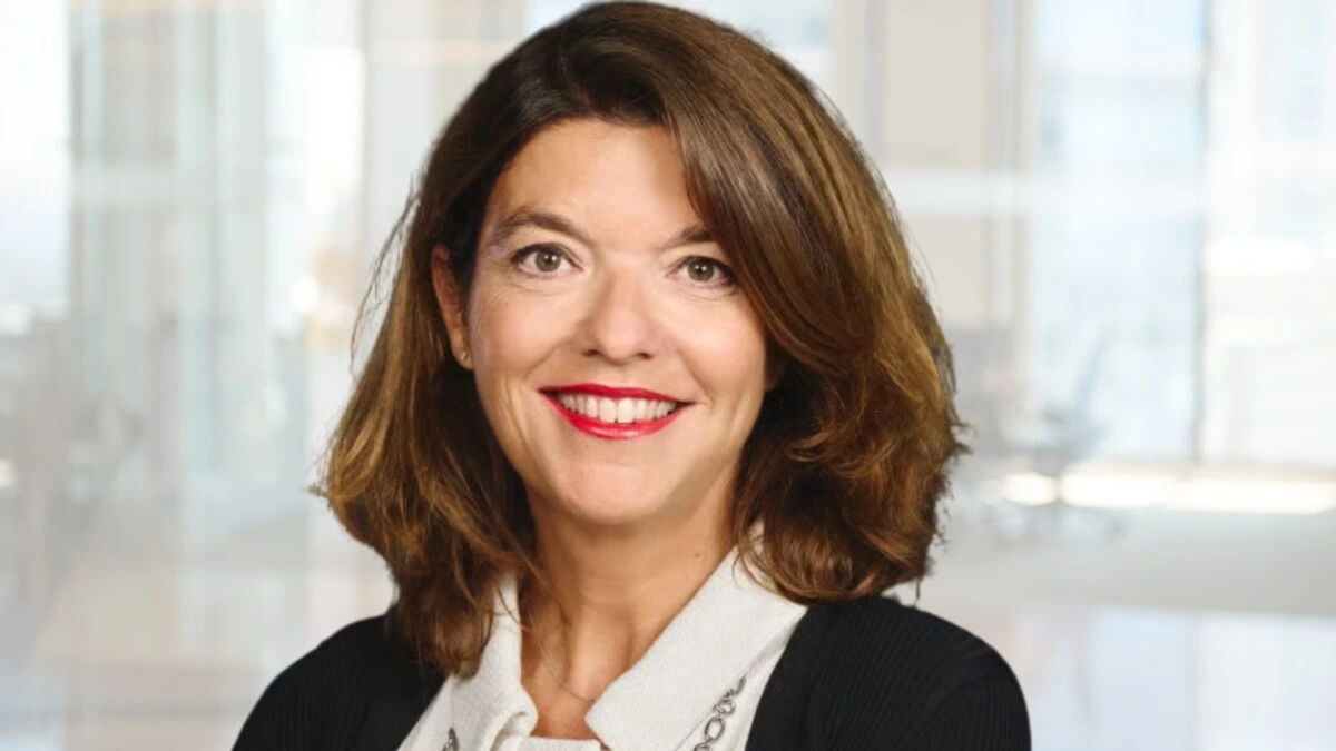 200 h233l232ne de tissot la nuova direttrice finanziaria di chanel da Metropolitanmagazine.it 200 h233l232ne de tissot la nuova direttrice finanziaria di chanel