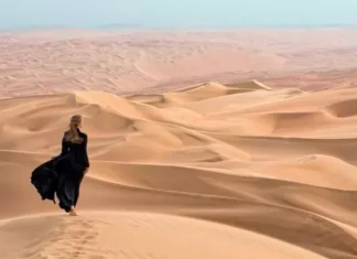 Dubai e Oman in un unico viaggio: itinerario tra skyline futuristici e paesaggi autentici