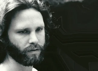 Jim Morrison oltre la musica: da icona rock a poeta intimo e delicato jim-morrison