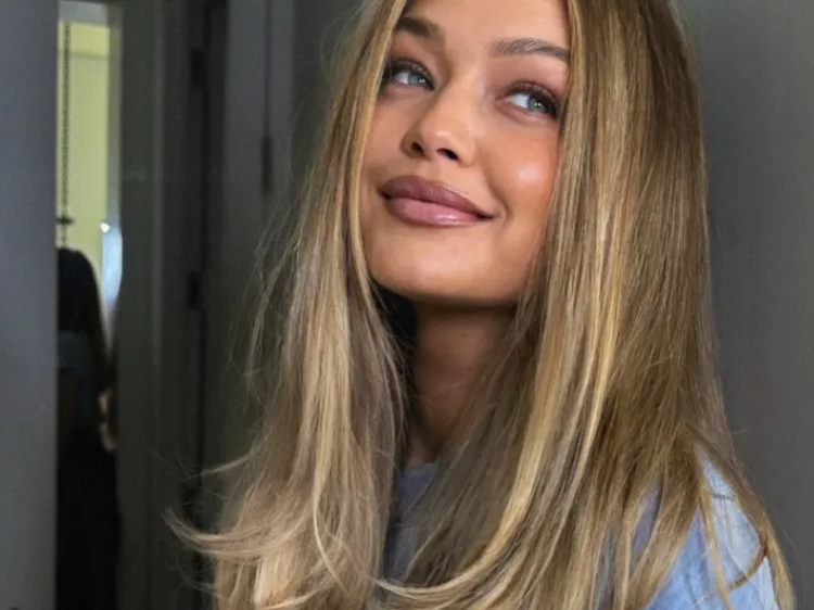le love layers sono il taglio capelli che vedrai ovunque quest8217estate gigi hadid ha gi224 lanciato il trend da Metropolitanmagazine.it le love layers sono il taglio capelli che vedrai ovunque quest8217estate gigi hadid ha gi224 lanciato il trend